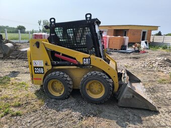 Cat 226B - 4