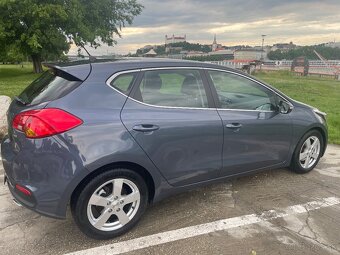 Predám KIA Ceed 1,6 diesel - 4