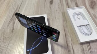Vymenim novy iPhone 16 Pro Max zaruka 2 roky - nalepene sklo - 4