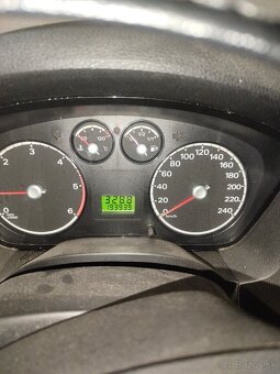 Predám Ford C-max 1,6TDci - 4