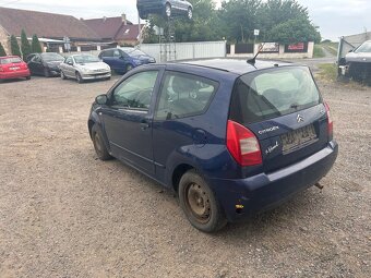 Citroen C2 1,1 BN 44KW HFX modrá prodám díly - 4
