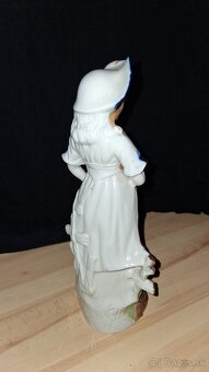 Porcelánová soška/figúrka Pastierka značená Germany - 4