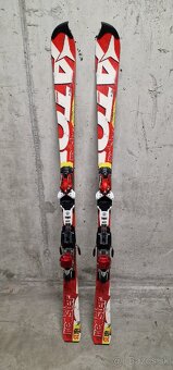 Juniorské lyže ATOMIC a lyžiarky ROSSIGNOL - 4