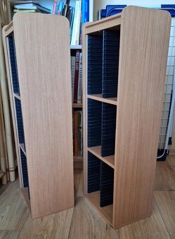 Rolovacie stojany na CD HAMA - 4
