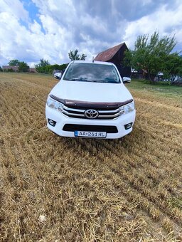 Predám Toyota Hilux - 4