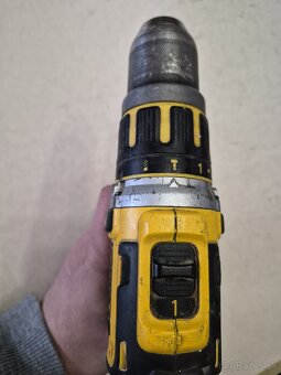 Dewalt akumulátorová vŕtačka - 4