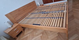 Drevená manželská posteľ - 4