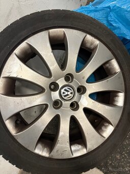 Original disky vw + letné 225/45 r17 - 4