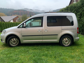 VW Caddy 1,6 75kw, 2011 nová stk. - 4