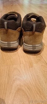 Kožené tenisky z decathlonu v.33 - 4