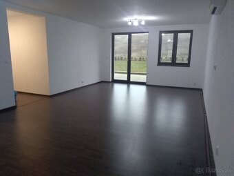 4-izb. novostavba s pozemkom 669 m2 v obci Veľké Janíkovce - 4