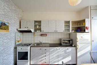 Predaj slnečný 3-izb. byt s lodžiou,Kežmarok,Lanškrounská ul - 4