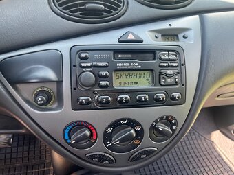 Predám ford focus 1.6 NOVÁ STK DO 6/2027  - 4