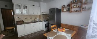 Ponúkame na predaj 2 izb.byt na sídlisku III. - 4