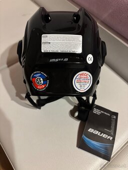 Hokejová prilba - 4