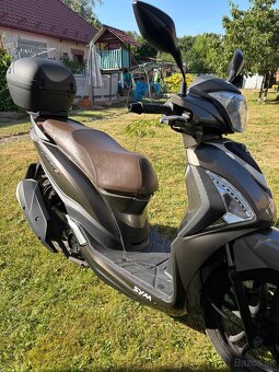 Skúter Sym Symphony ST 125 - 4