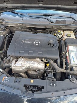Opel insignia - 4