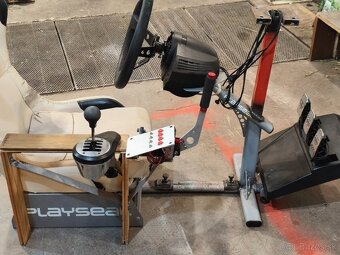 Závodný simulátor / Simrig / Thrustmaster T150 / TH8A / T3PA - 4