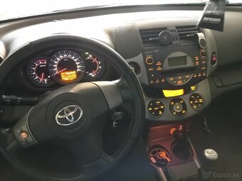 Predam zachovalu RAV Toyota - 4
