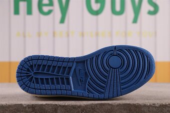 Nike Jordan 1 Retro Low Fragment x Travis Scott - 4