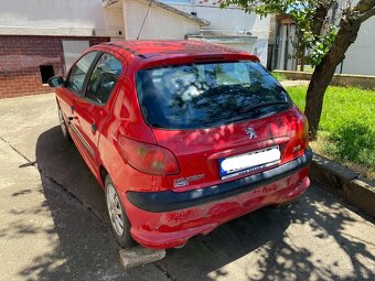 Predám Peugeot 206 - 4