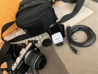 Fotoaparát Olympus Pen E-Pl3 + elektronický hľadáčik - 4