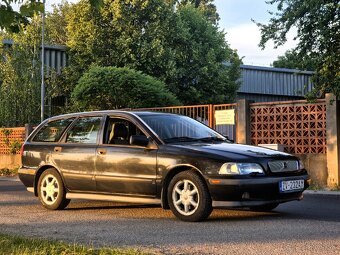 Volvo v40 SE, NOVÁ STK/EK - 4