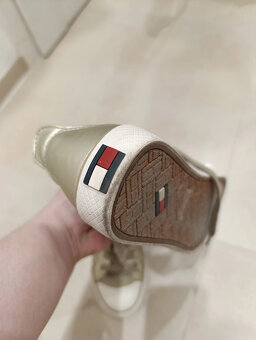 Dámske tenisky Tommy Hilfiger veľ. 36 - 4