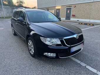Skoda superb combi 2.0 tdi 103kw 2011 - 4