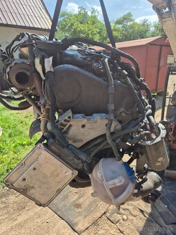 Predám kompletný motor 2.0TDi 103kw/81lw CBA - 4