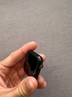 Apple Watch Series 8 45mm - 4