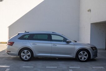 Škoda Superb Combi 3 2.0 TDI Style DSG - 4