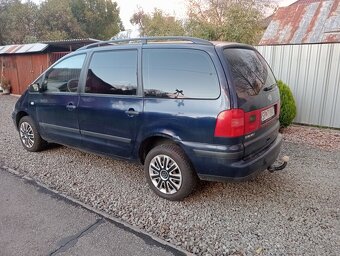 Volkswagen Sharan 2.0 BENZÍN - 4