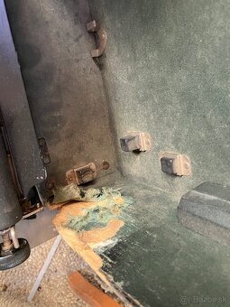 Prenosny pisaci stroj Remington - 4