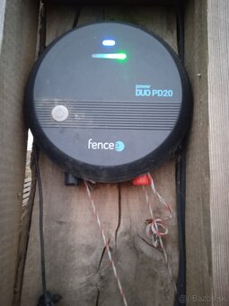 Predám elektrický ohradnik komplet SET - 4