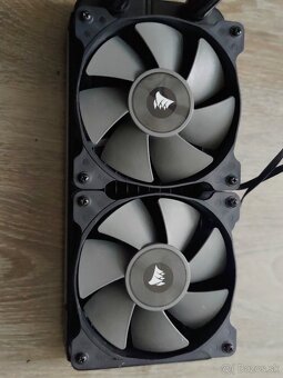 Corsair h100i v2 - 4