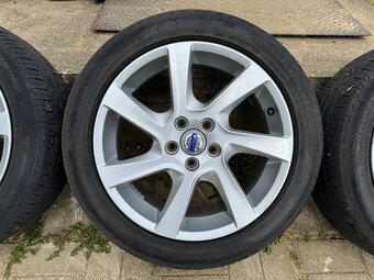 Volvo Hlinikove disky R17 s letnymi pneumatikami 215/60 R17 - 4