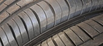 Predám 4ks jazdené letné 195/65r15-91H Hankook - 4