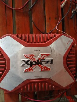 Zosilovač Sony xplod - 4
