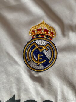 Real Madrid dres 24-25 - 4