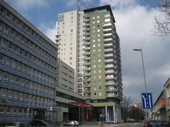 Parkovacie statie, Universo, Rúžová dolina 8, BA Ružinov - 4