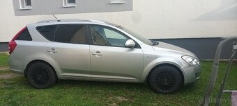 Kia Ceed SW - 4
