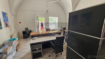 VIVAREAL  PRENÁJOM OBCHODNÝCH PRIESTOROV NA PEŠEJ ZÓNE Výk - 4