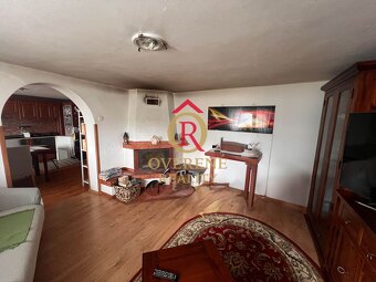 PREDAJ- Rodinný dom po rekonštrukcii – Bacúch (916 m² pozemo - 4