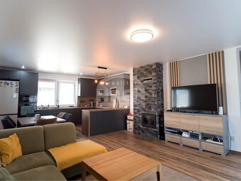 Krásna novostavba rodinného domu v malebnej obci Klokočov - 4