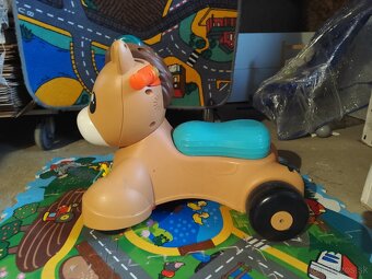 Koník odrážadlo - 4