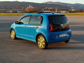 Volkswagen e-up - 4