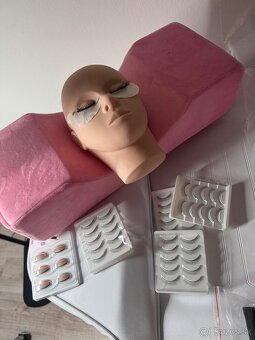 Všetko na mihalnice - 4