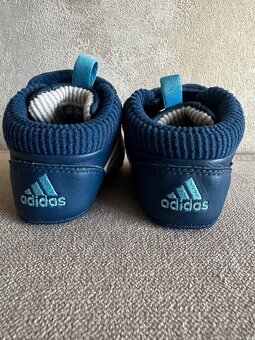 Detské tenisky Adidas pre babetko - 4