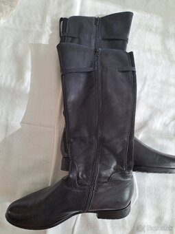 Tmavomodré kožené čižmy Baťa č. 42 - 4